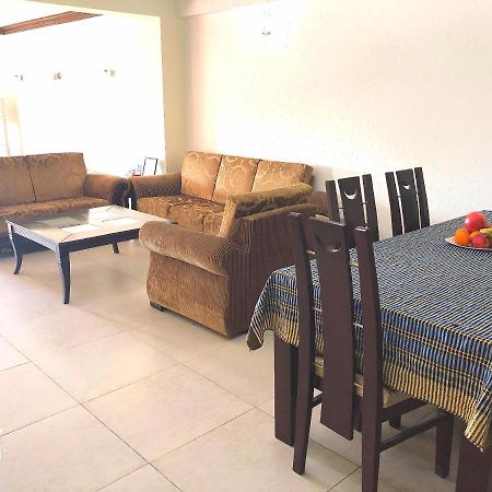 Maidi Backpacker Apartman Iszlámábád Kültér fotó